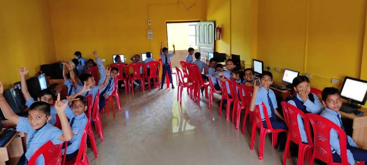 Millia Convent English School Laboratory